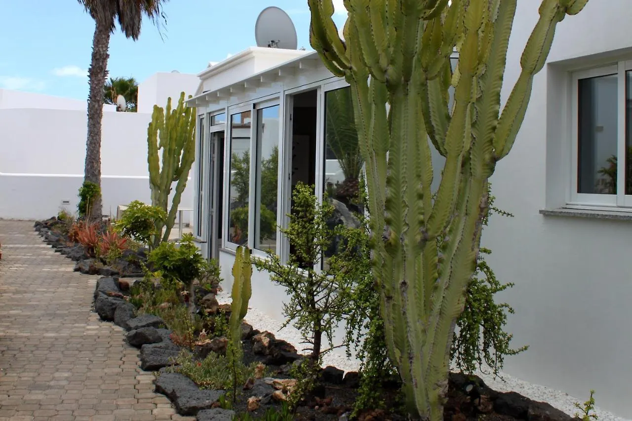B2 Bungalow Casitas De Luz Charco del Palo